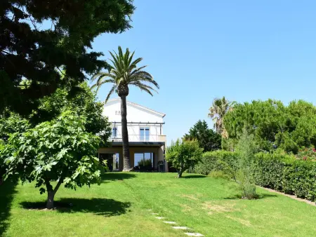 Villa pieds dans l'eau pour 10 personnes avec piscine, clim et Wi-Fi - Photo 27