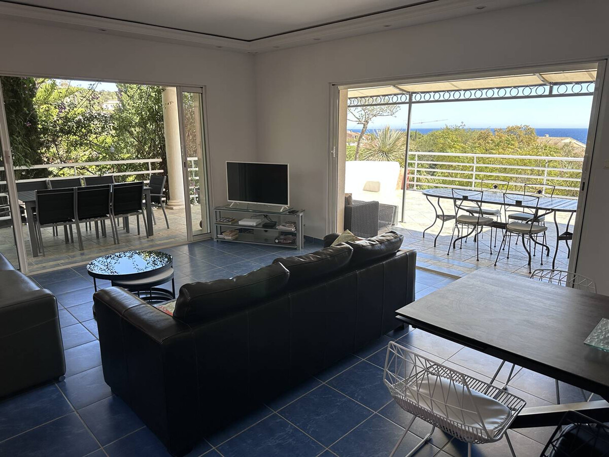 Villa 4 chambres piscine & vue mer aux Issambres - Photo 4