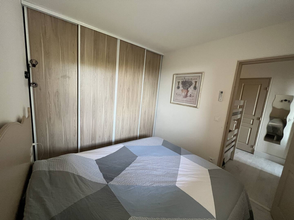 T2 35 m² face à St-Tropez, piscine et terrasse - Photo 3
