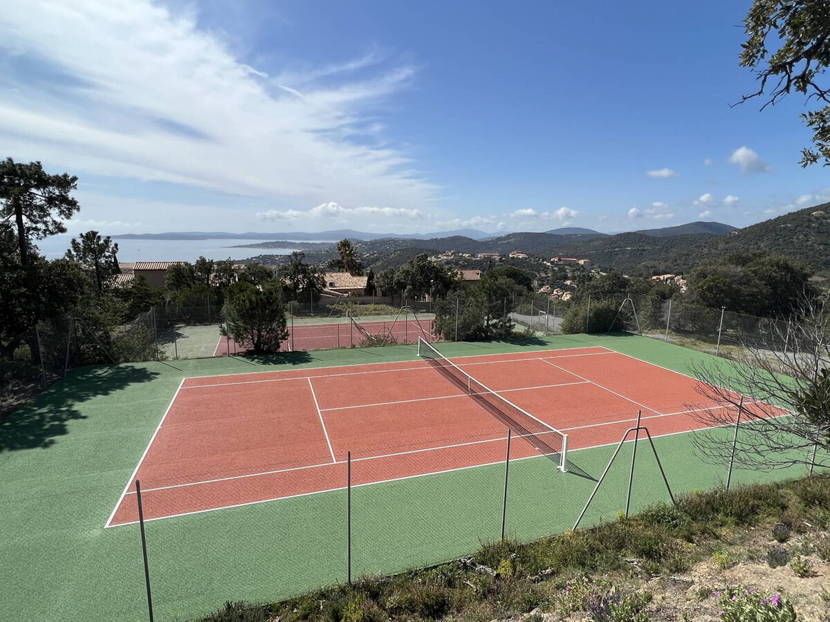 T2 35 m² face à St-Tropez, piscine et terrasse - Photo 11