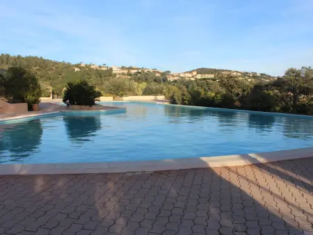 Appartement avec jardinet, terrasse, piscine et parking aux Issambres - Photo 3