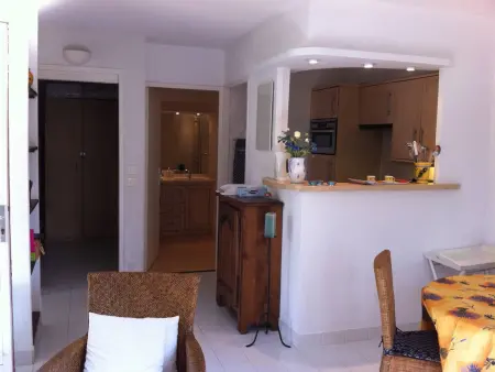 Appartement avec jardinet, terrasse, piscine et parking aux Issambres - Photo 13