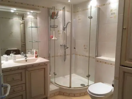 Appartement avec jardinet, terrasse, piscine et parking aux Issambres - Photo 14