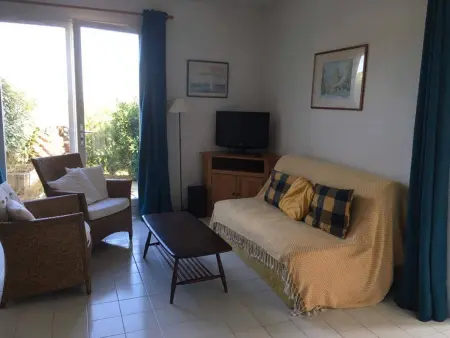 Appartement avec jardinet, terrasse, piscine et parking aux Issambres - Photo 17