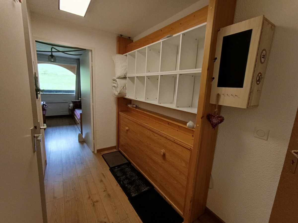 Appartement rénové plein sud aux pieds des pistes - Photo 8