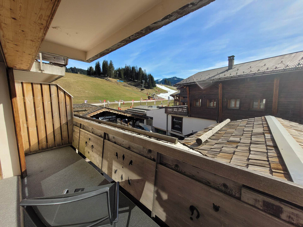 Appartement 3 chambres aux Gets, face aux pistes avec balcon - Photo 5