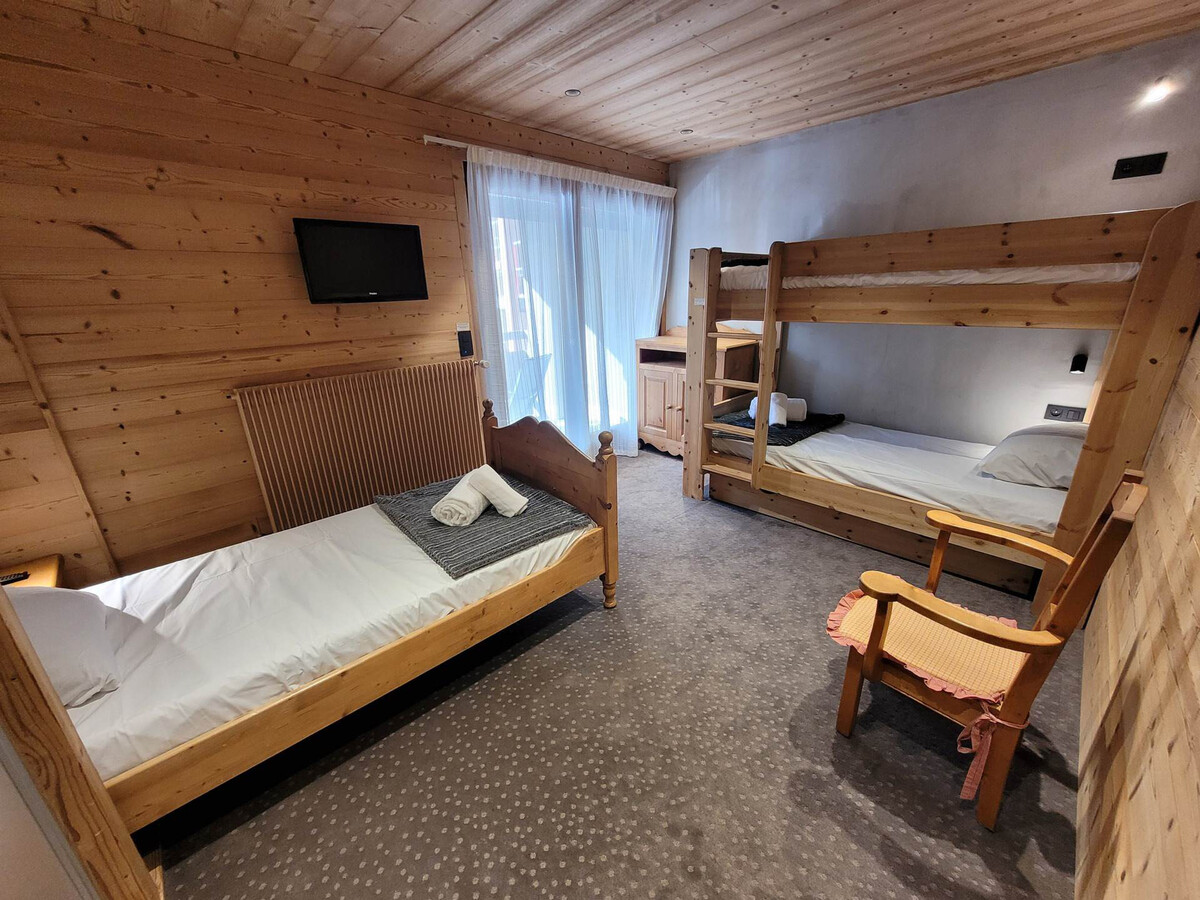 Appartement 3 chambres aux Gets, face aux pistes avec balcon - Photo 9