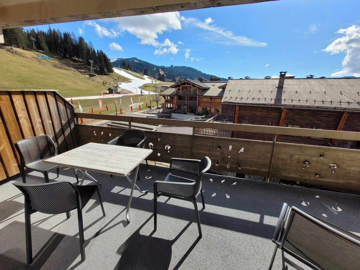 Appartement 35 m² aux Gets, front de pistes avec balcon - Photo 9