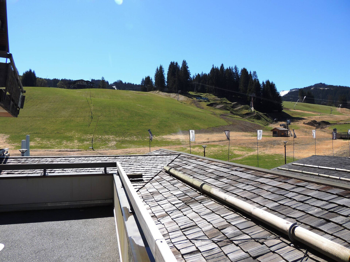 Appartement 35 m² aux Gets, accès direct pistes ski - Photo 3