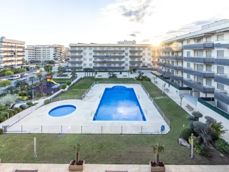 Location appartement à La Pineda, Appartement Central à La Pineda avec Piscine, Jardin et Proche Plage