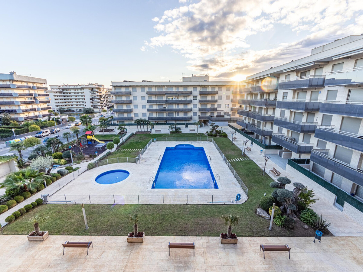 Appartement 3 chambres La Pineda, piscine et plage à 5 min - Photo 2