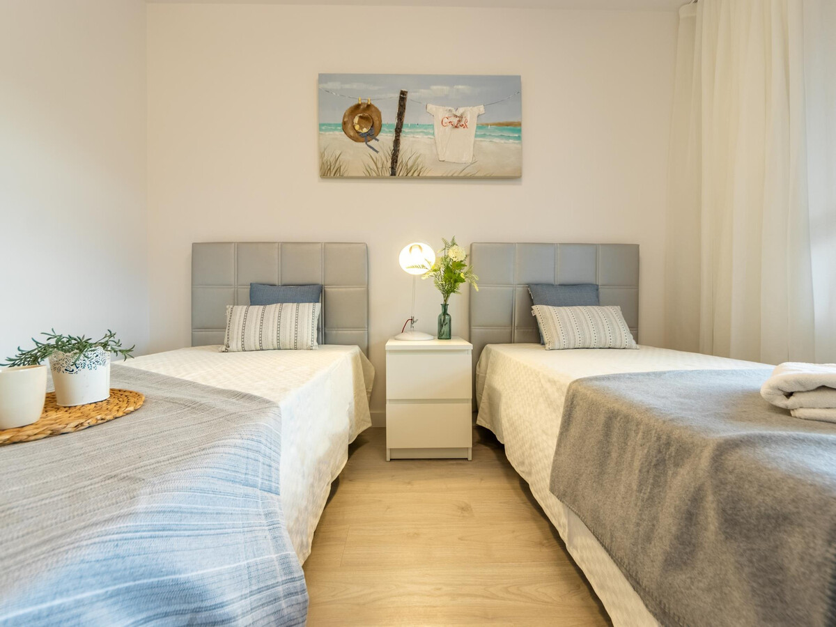 Appartement 3 chambres La Pineda, piscine et plage à 5 min - Photo 15