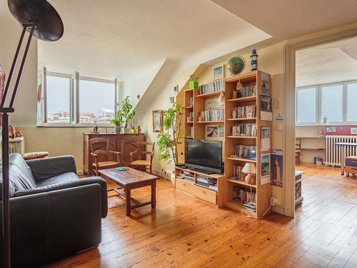 Appartement vue mer au 4e étage, centre de Biarritz - Photo 3