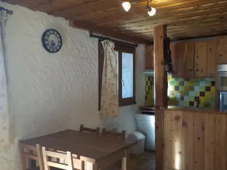 Appartement 2 pièces avec parking et WiFi à Saint-Chaffrey : photo 2