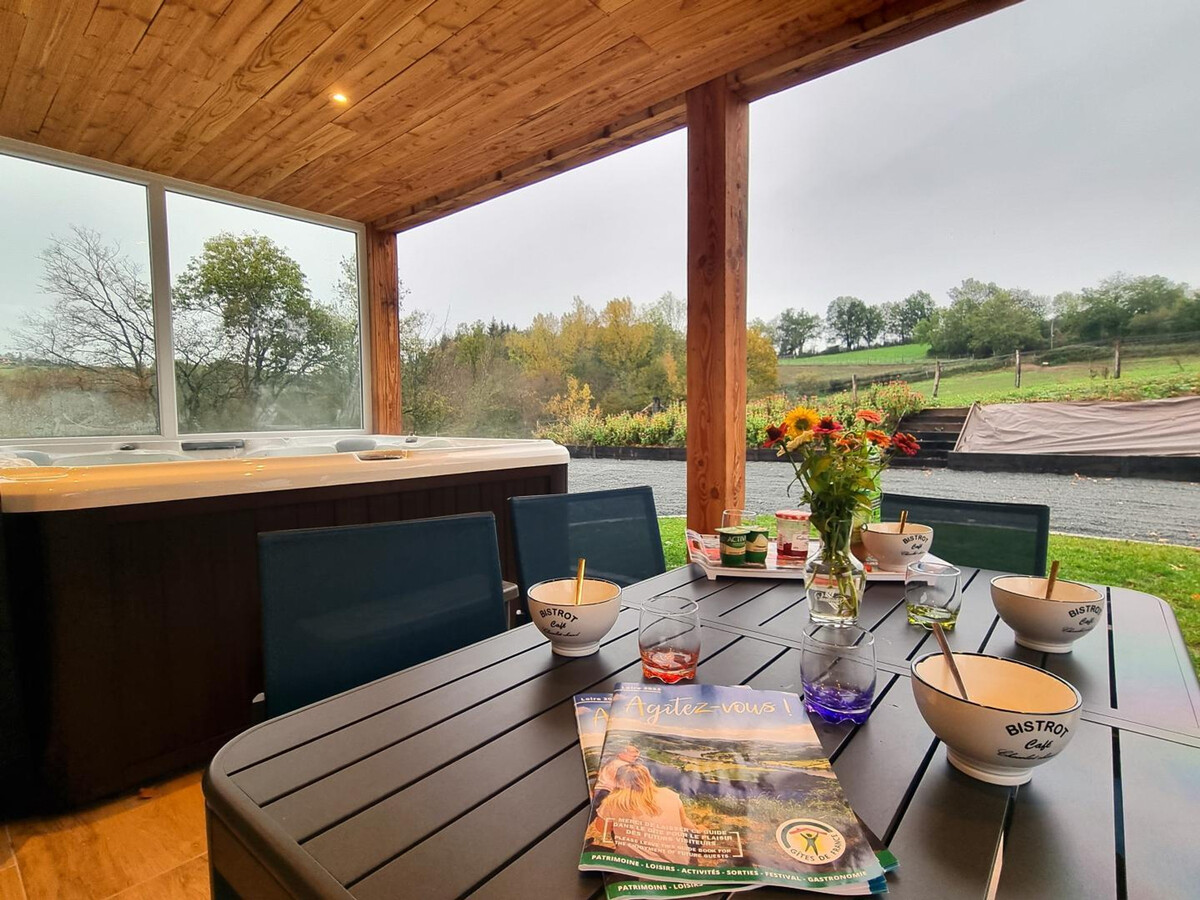 Gîte 75m² spa privatif à Pouilly-lès-Feurs - Photo 1
