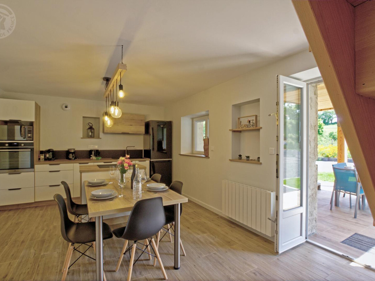 Gîte 75m² spa privatif à Pouilly-lès-Feurs - Photo 5