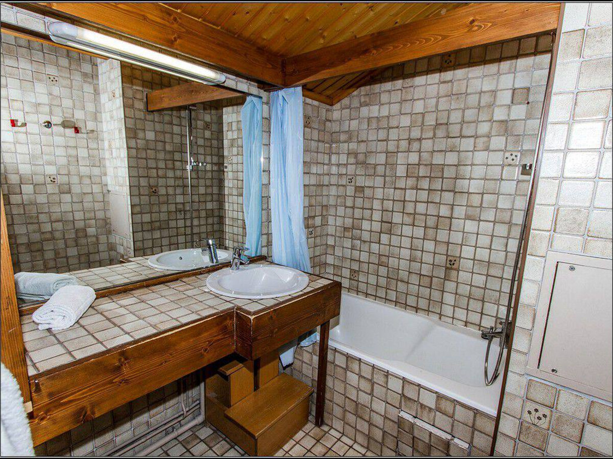Appartement 6 pers centre Val-d'Isère, 4e étage ascenseur - Photo 8