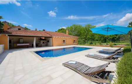 Location maison à Sv. Petar u Sumi, Villa Kovac