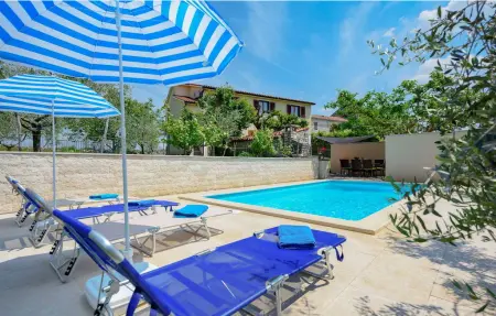 Location maison à Buje