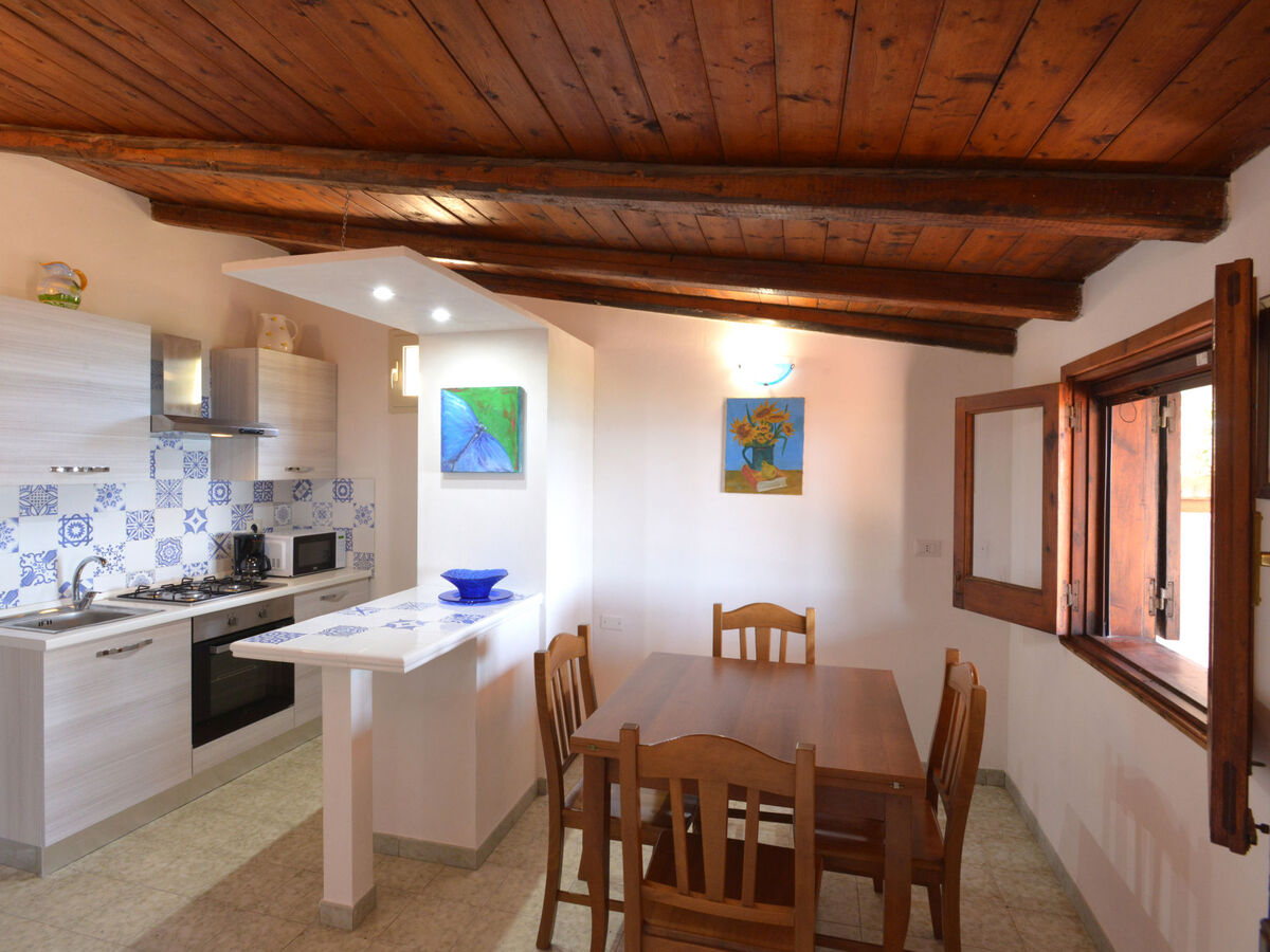 Villa Tanah-Lot, 15 m de la mer à Fontane Bianche - Photo 11