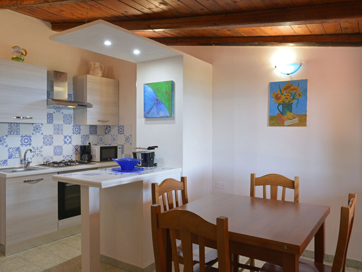 Villa Tanah-Lot, 15 m de la mer à Fontane Bianche - Photo 12