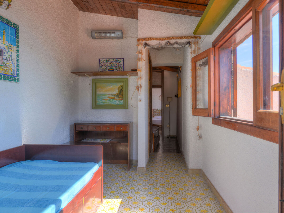 Villa Tanah-Lot, 15 m de la mer à Fontane Bianche - Photo 18