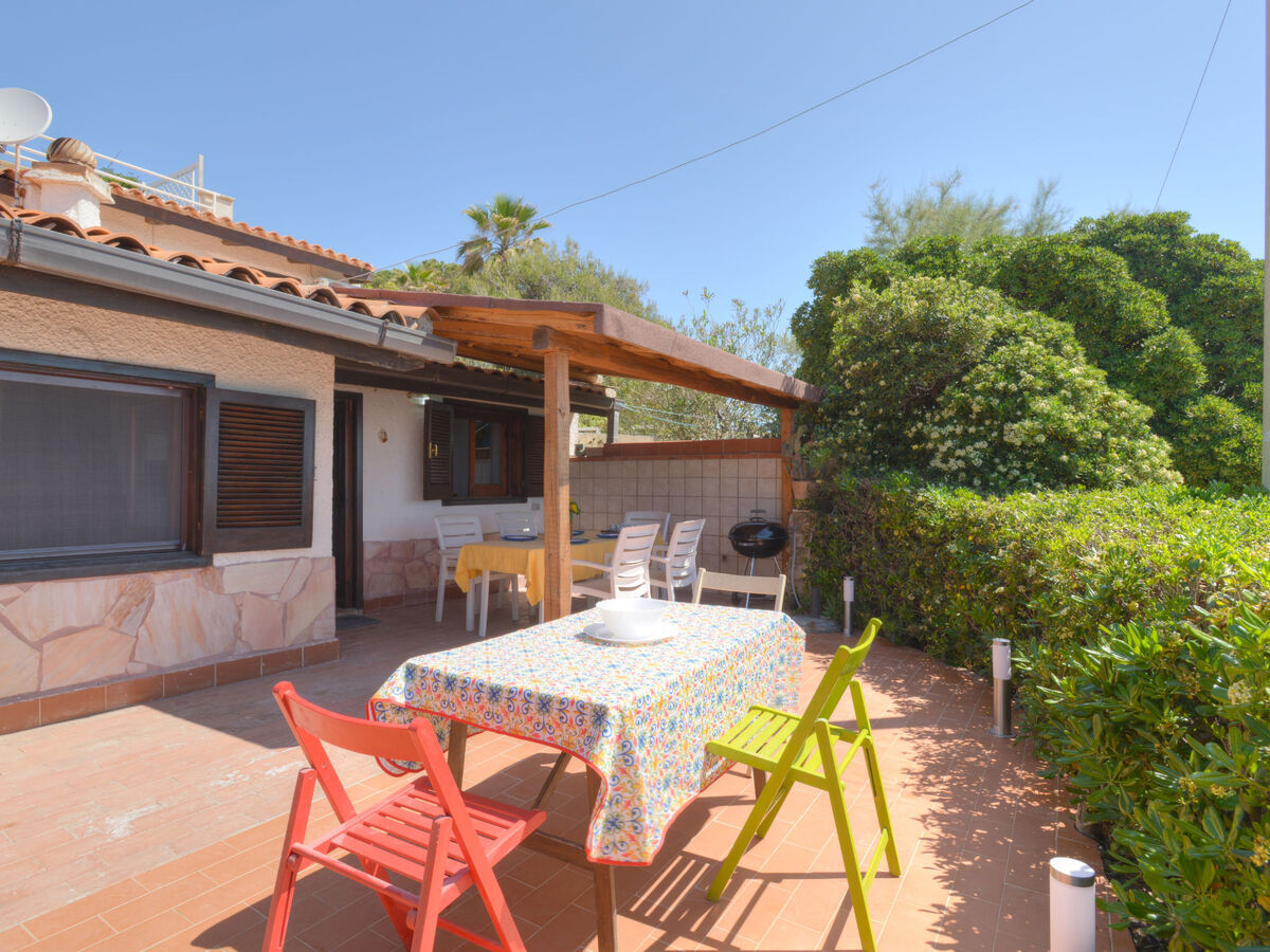 Villa Tanah-Lot, 15 m de la mer à Fontane Bianche - Photo 25