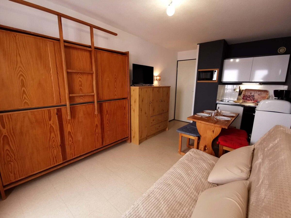 Studio 3e étage avec balcon vue vallée, skis aux pieds - Photo 3