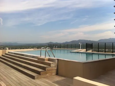 Location appartement à Saint Raphaël, Appt Confort 3 Pièces avec Terrasse et Piscine à Saint-Raphaël