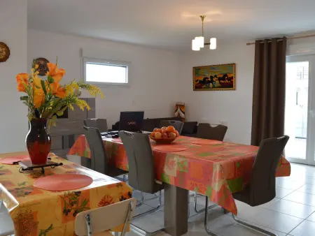 Appartement 3 pièces avec terrasse et piscine à Saint-Raphaël : photo 2