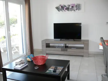 Appartement 3 pièces avec terrasse et piscine à Saint-Raphaël : photo 3