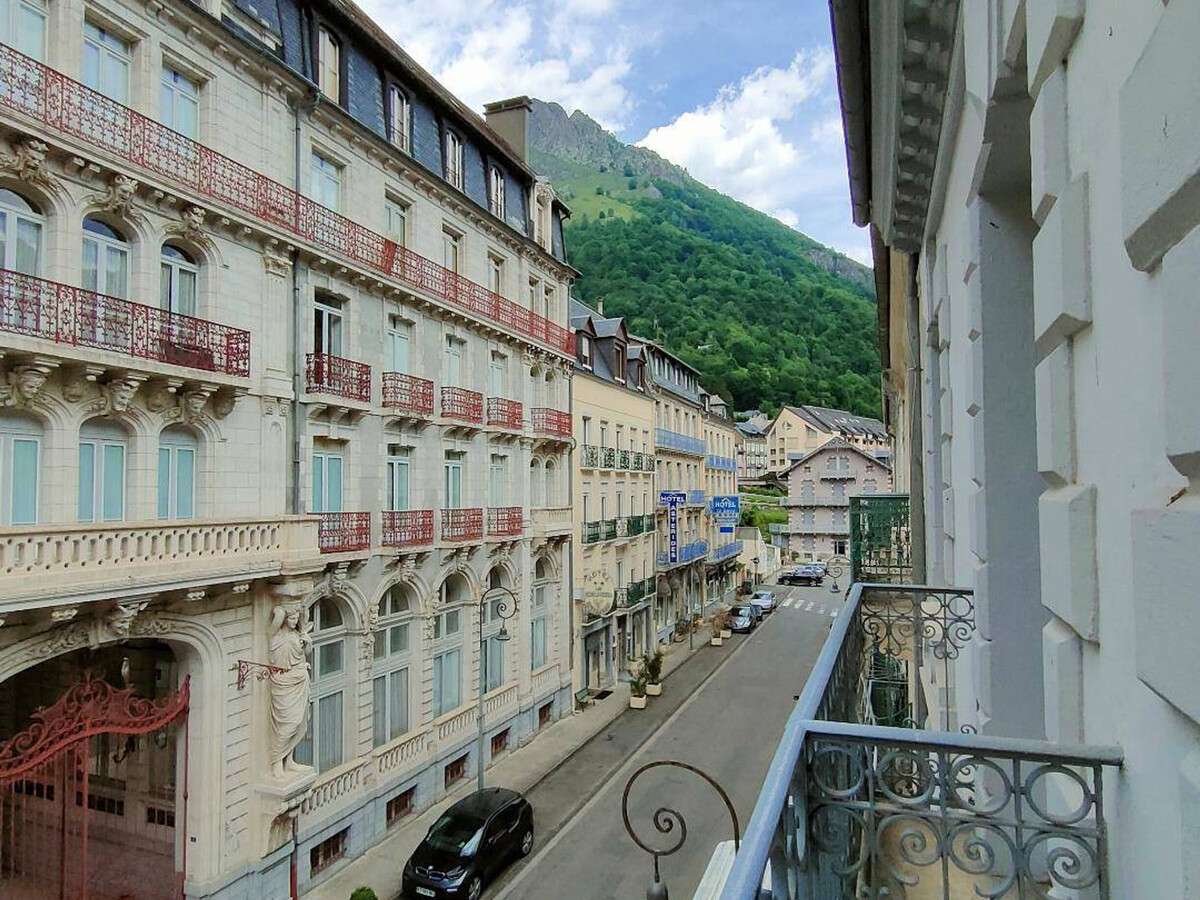 Appartement T2 centre-ville Cauterets avec ascenseur - Photo 13