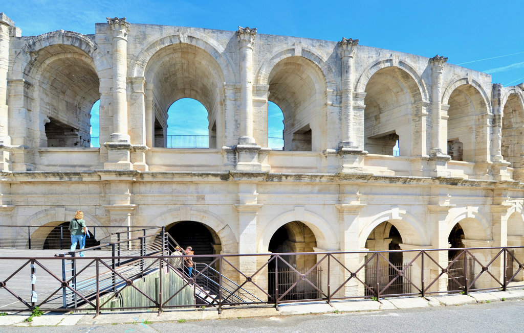 Maison provençale avec piscine près d'Arles - Photo 23