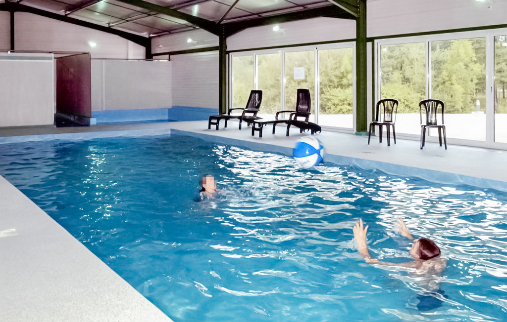 Mobil-home 4 pers. à Chef-Boutonne, piscine intérieure - Photo 2