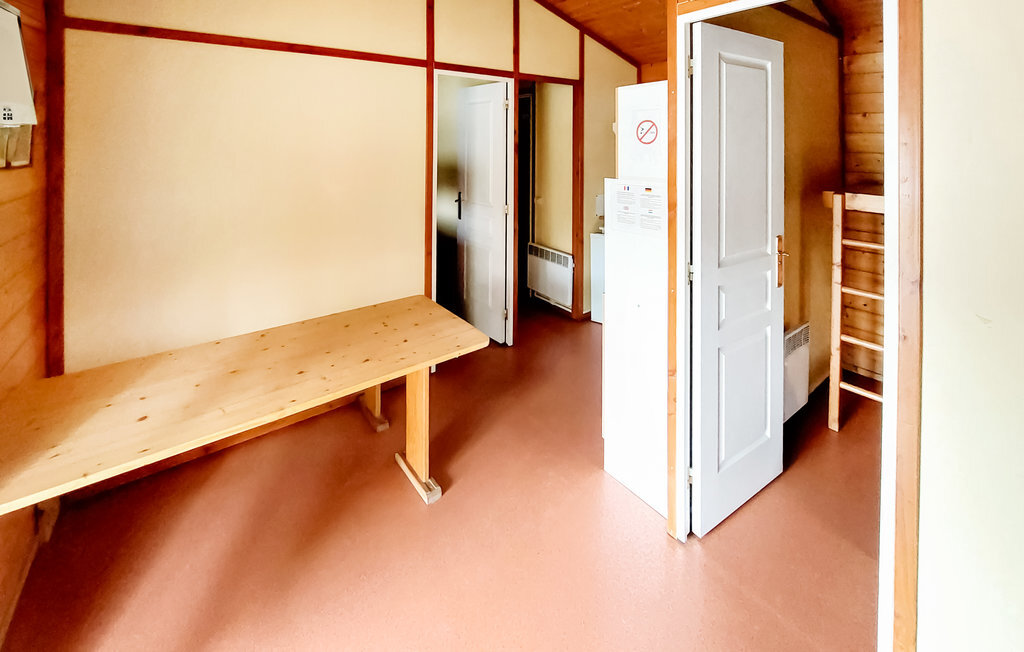 Mobil-home 4 pers. avec piscine intérieure à Chef-Boutonne - Photo 7