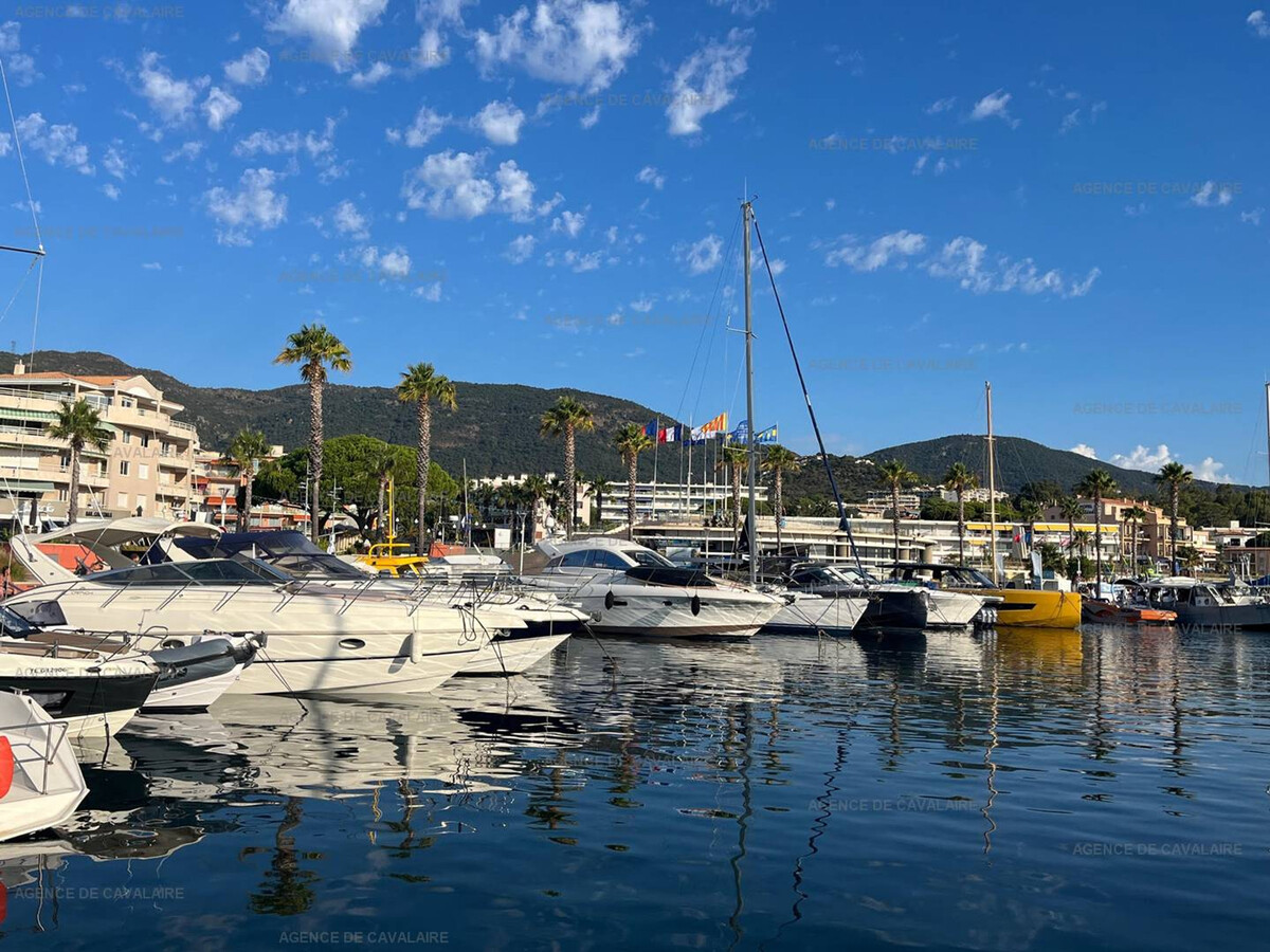 Studio cabine 100m plage, climatisé, parking à Cavalaire - Photo 14