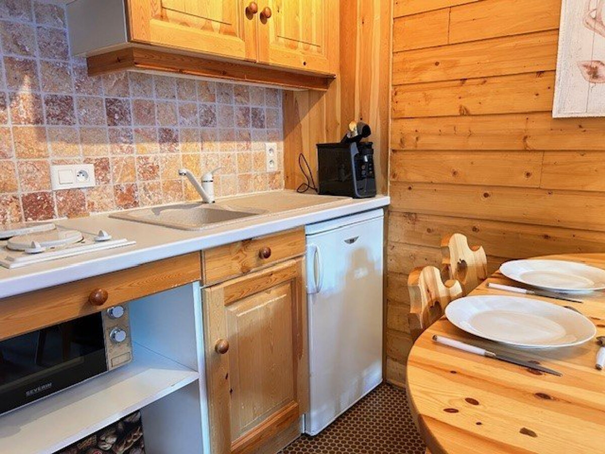 Studio calme et fonctionnel, pied de pistes, pour 5 personnes, balcon sud – Risoul 1850 - Photo 6