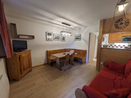 Appartement 4 pers. à 5 min du centre, balcon, parking : photo 2