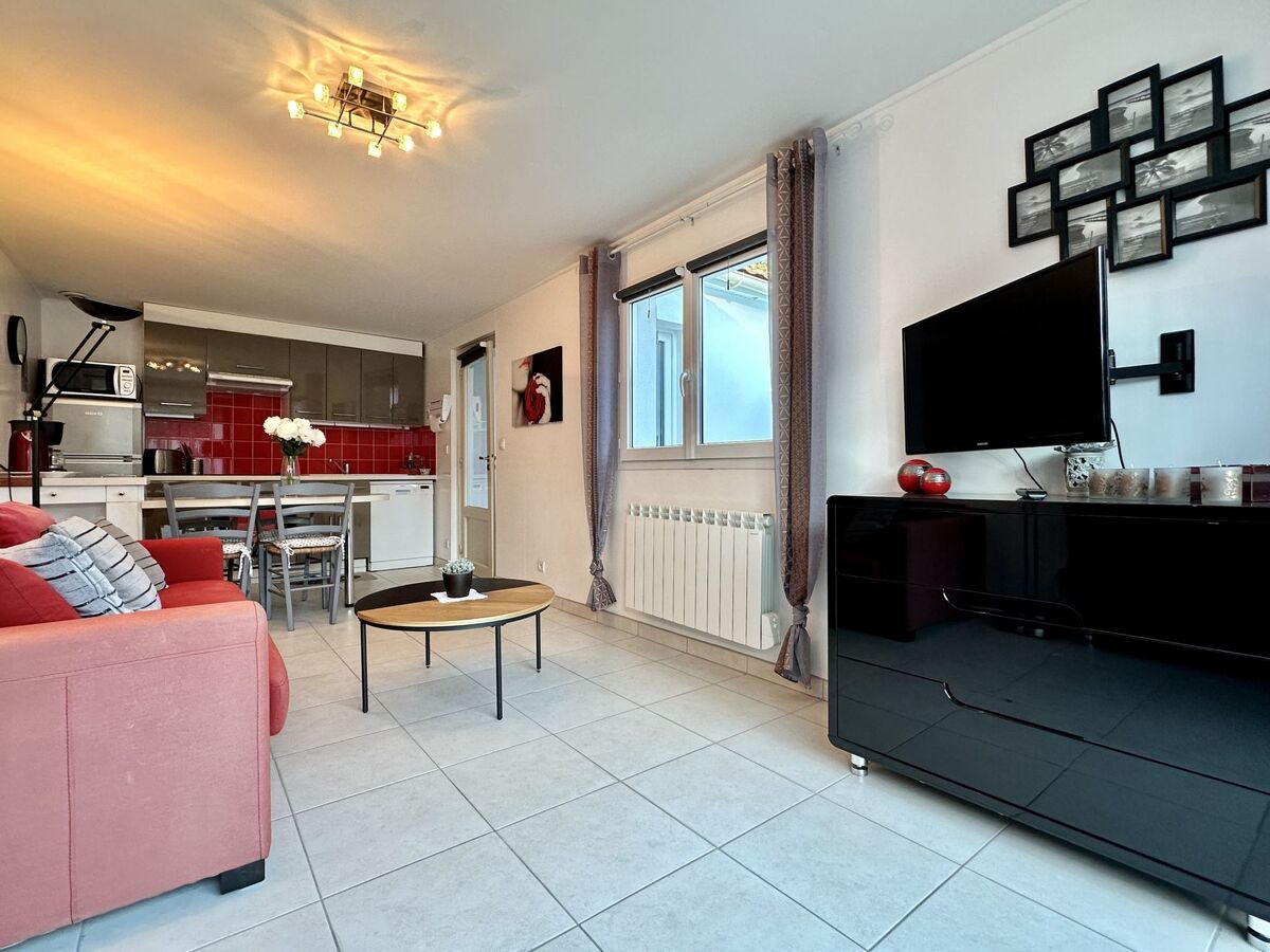 Maison Joannie - 45 m² à 1,3 km de la mer - Photo 9