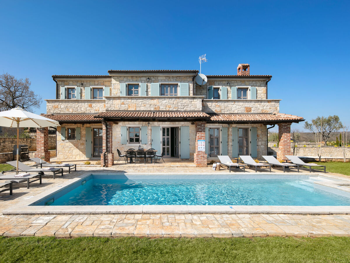 Villa Clematis à Sv. Lovreč, piscine privée 8 x 4 m - Photo 11