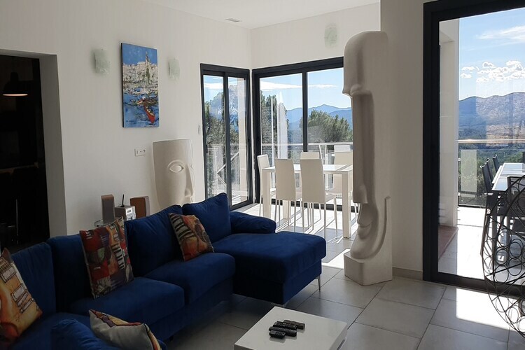 Villa d'Architecte avec piscine, vue vignobles à Lorgues - Photo 2
