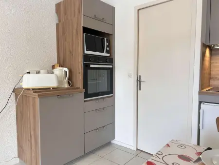Appartement 2 pièces avec balcon vue pistes à Risoul, 6 personnes : photo 8