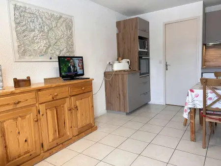Appartement 2 pièces avec balcon vue pistes à Risoul, 6 personnes : photo 9