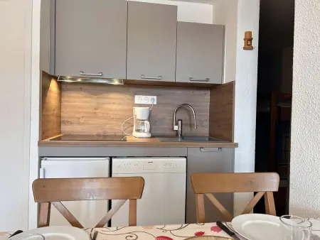 Appartement 2 pièces avec balcon vue pistes à Risoul, 6 personnes : photo 12