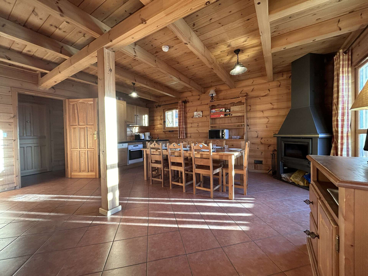 Chalet 8 pers. à 330m des pistes, piscine et terrasse - Photo 1