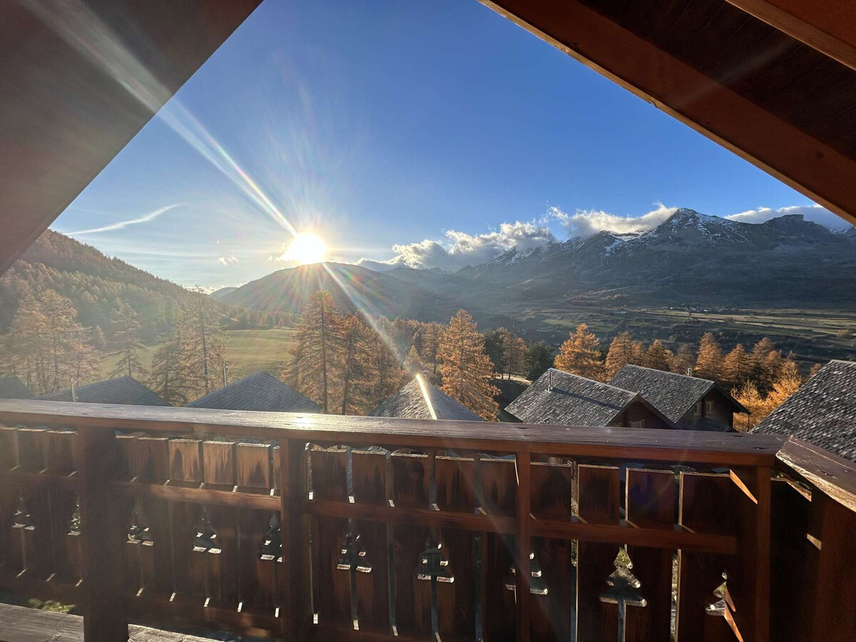 Chalet 8 pers. à 330m des pistes, piscine et terrasse - Photo 15
