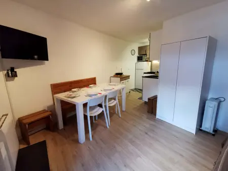 2 pièces cabine balcon piste, 6 pers. - Les Adrets : photo 4
