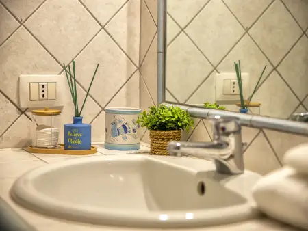 Appartement Marineledda - 150 m de la mer, Golfo di Marinella : photo 17