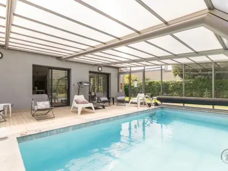 Maison moderne à Pontorson avec piscine chauffée - Photo 1