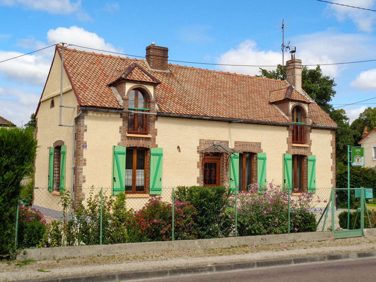 Gîte 4 personnes avec jardin 300 m² et cheminée - Photo 3